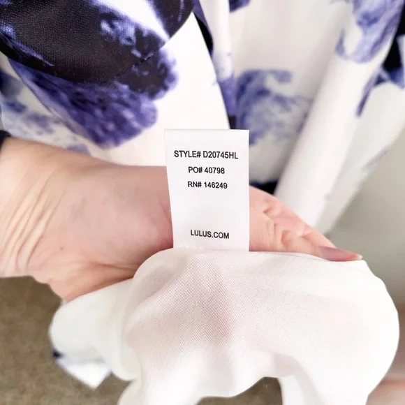 NWT Lulus Seeing Chic Blue and Ivory Print Skater Dress - Picture 10 of 10